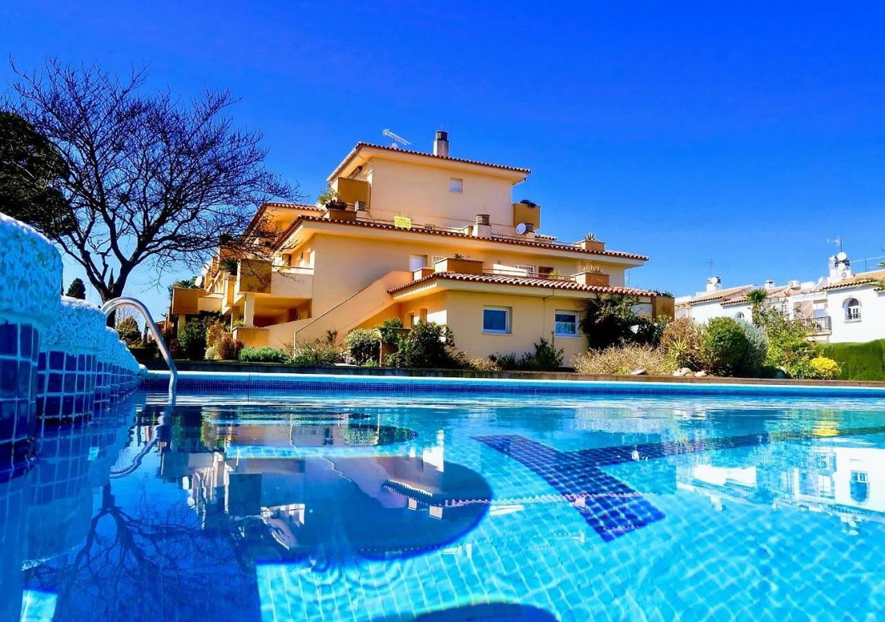 Apartamentos Stil Mar Anna - L'Escala Stil Mar エクステリア 写真