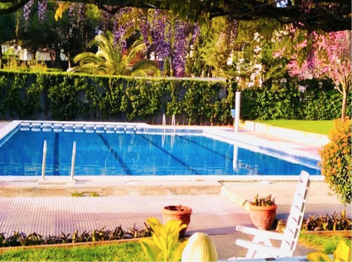 Apartamentos Stil Mar Anna - L'Escala Stil Mar エクステリア 写真