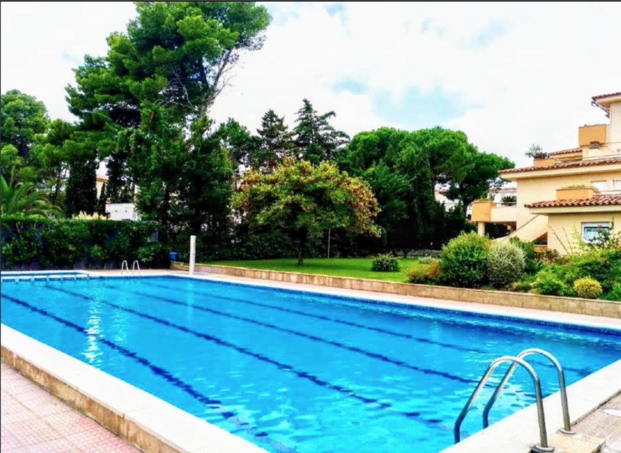 Apartamentos Stil Mar Anna - L'Escala Stil Mar エクステリア 写真