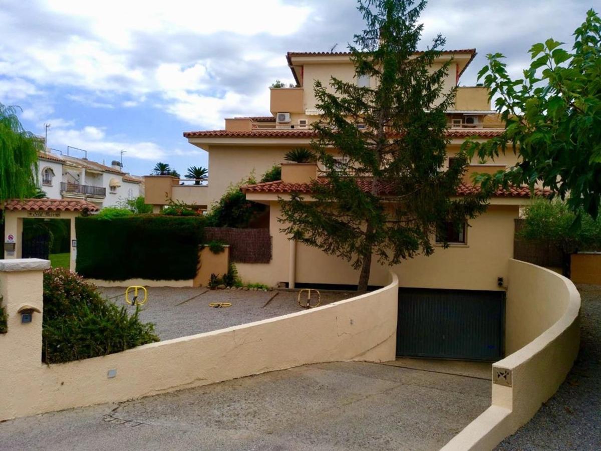 Apartamentos Stil Mar Anna - L'Escala Stil Mar エクステリア 写真