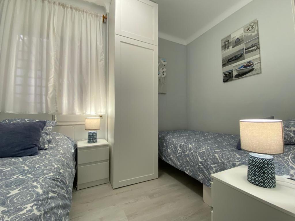 Apartamentos Stil Mar Anna - L'Escala Stil Mar エクステリア 写真