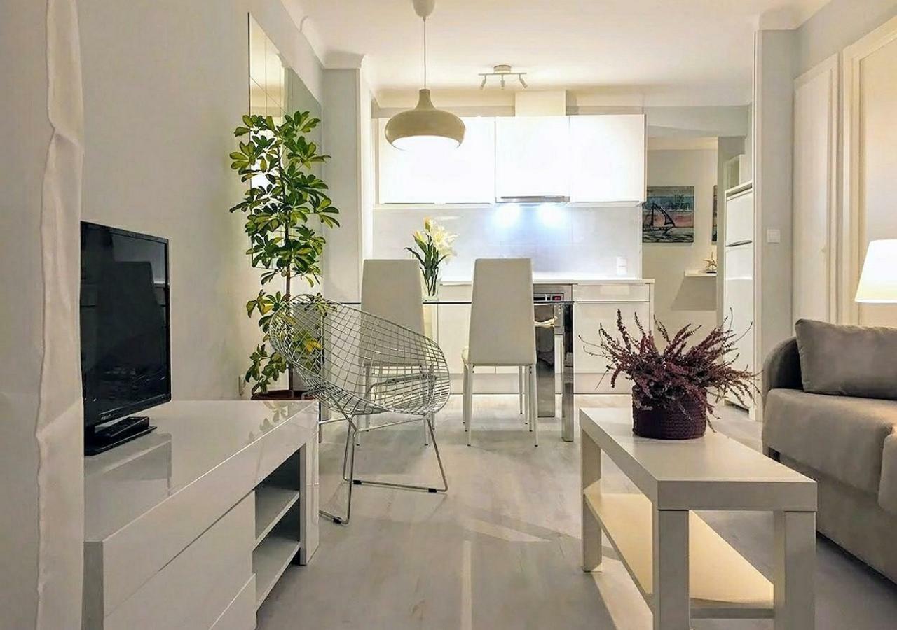Apartamentos Stil Mar Anna - L'Escala Stil Mar エクステリア 写真